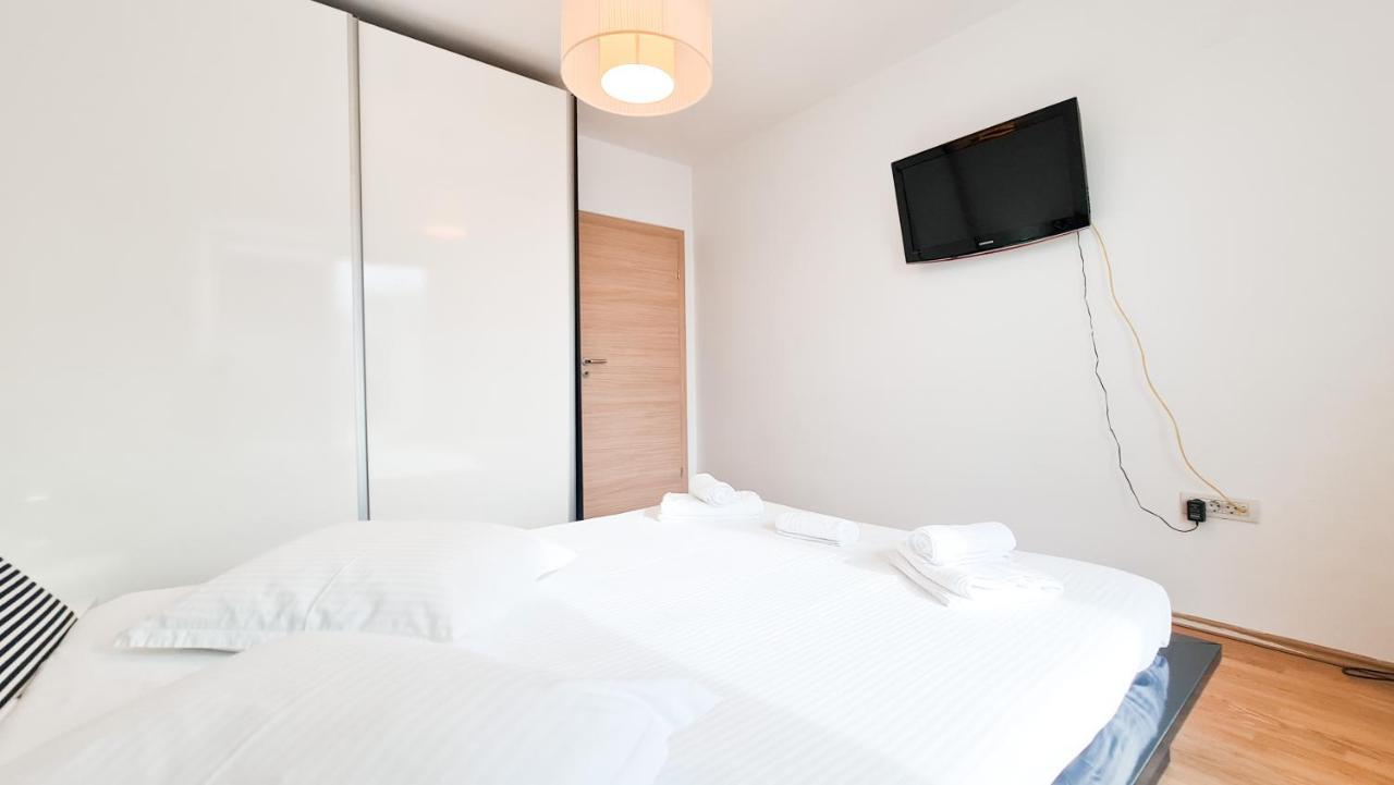 Dor De Mare - Apartments Singapore - Huge Terrace - Seaview - 150M From The Beach ! Navodari Exterior photo
